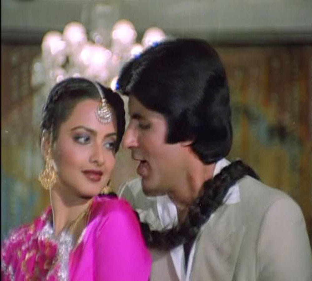 Actress Rekha's Affair In Bollywood - अमिताभ ही नहीं, रेखा के 7 और अफेयर चर्चा में रहे, एक से रचाई थी शादी पर वो जिंदा नहीं - Entertainment News: Amar Ujala