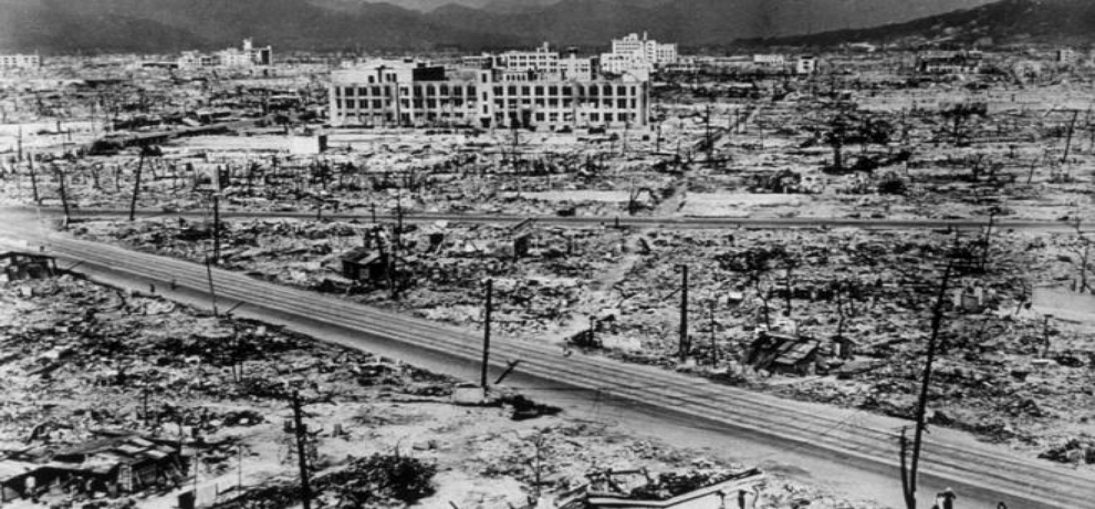 6 August Day When America Bombed Atomic Bomb On Hiroshima 6 अगस त व द न जब ल श और मलब म बदल गय थ ह र श म Amar Ujala Hindi News Live