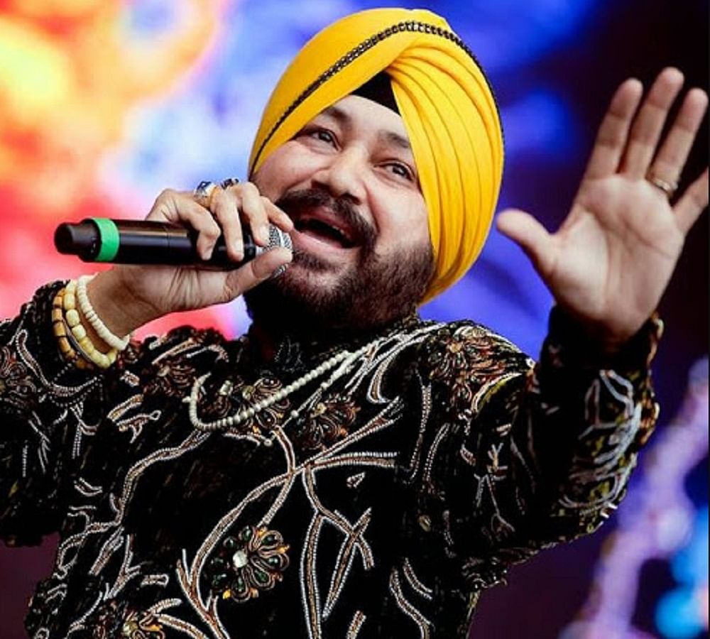 Daler Mehndi Sentenced 2 Years In Prison In Human Trafficking Case By Patiala  Court - गायक दलेर मेहंदी को बड़ा झटका, 15 साल पुराने मानव तस्करी केस में दो  साल की सजा -