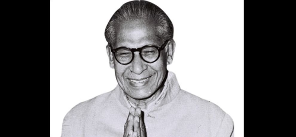 Harivansh rai bachchan age image