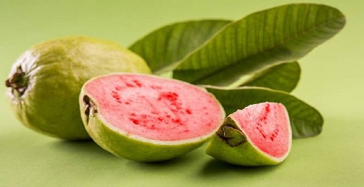 Know The Health Benefit Of Guava - अमरूद खाने से ...