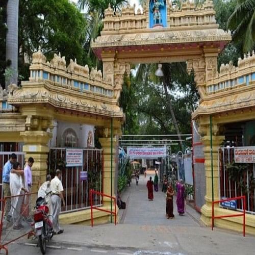 A woman donates rs 2.5 lakh to the temple where she begs in mysuru 