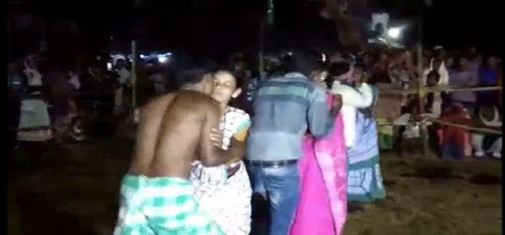 Jharkhand CM Raghubar das breaks silence over kissing competition hemant accuses CM of corruption