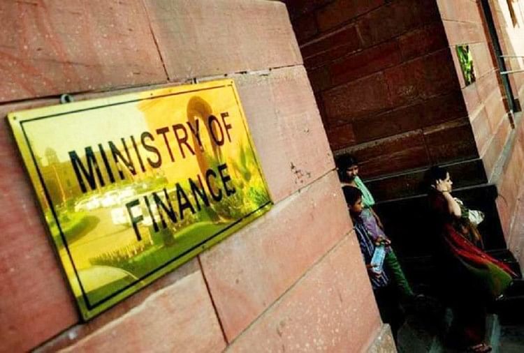 Ministry Of Finance Says There Is No Restriction Or Ban On Filling Up Of  Posts In Govt Of India - सरकारी भर्ती पर कोई रोक नहीं, पहले की तरह ही होंगी  भर्तियां :