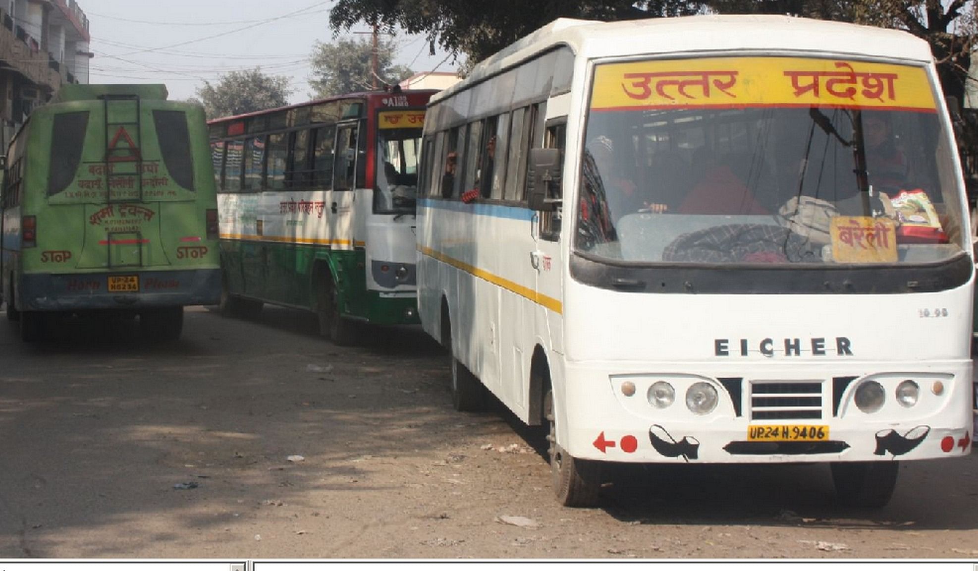 Entry For Heavy Vehicles Continues In Busy Markets - नो एंट्री में बड़े  वाहनों की खुलेआम एंट्री - Amar Ujala Hindi News Live