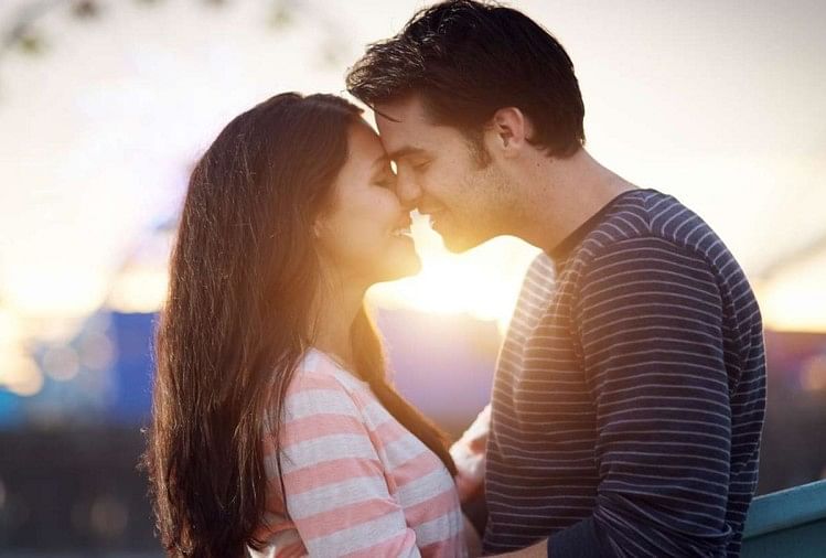 kiss day