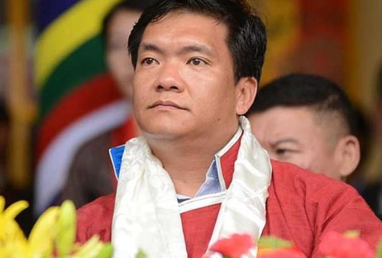 पीएम की रैली से पहले अरुणाचल सीएम के काफिले से मिले 1.80 करोड़, कांग्रेस ने कहा 'नोट के बदले वोट' पेमा खांडू (फाइल फोटो)