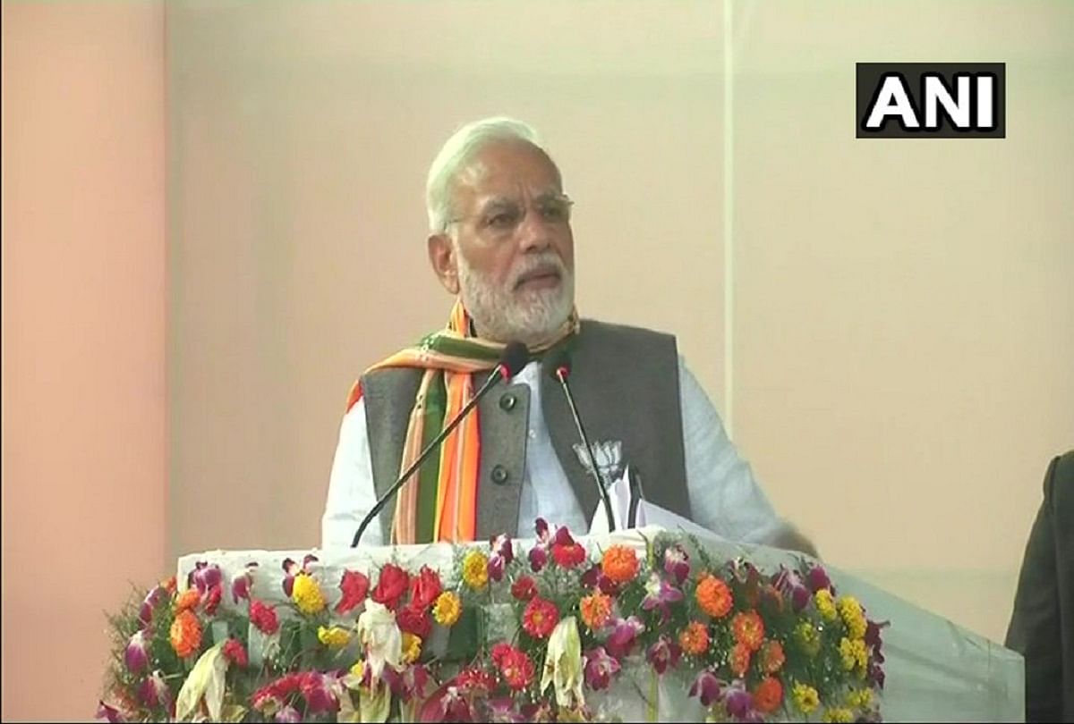 Tripura Vidhansabha Election Narendra Modi Is Addressing Public Meeting In Shantir Bazar Agartala त र प र म Pm म द ब ल सरक र म आन पर र जन त क हत य ओ क करव ए ग ह ई ल वल