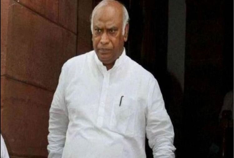 A Mallikarjun Kharge statement pointed to JDS calculation in lok sabha election