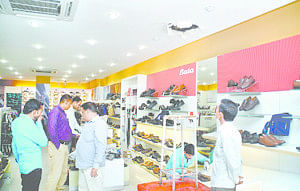 shoes shop in subhash nagar