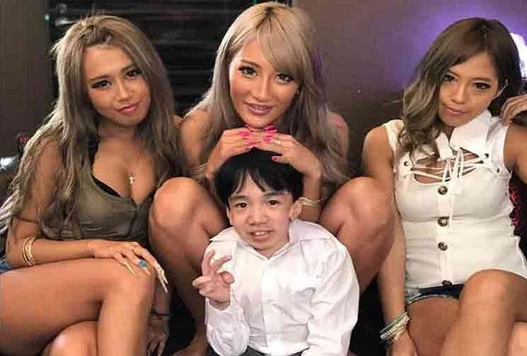 A Child Porn Star But Actual 24 Year Boy Have A Rare Disease