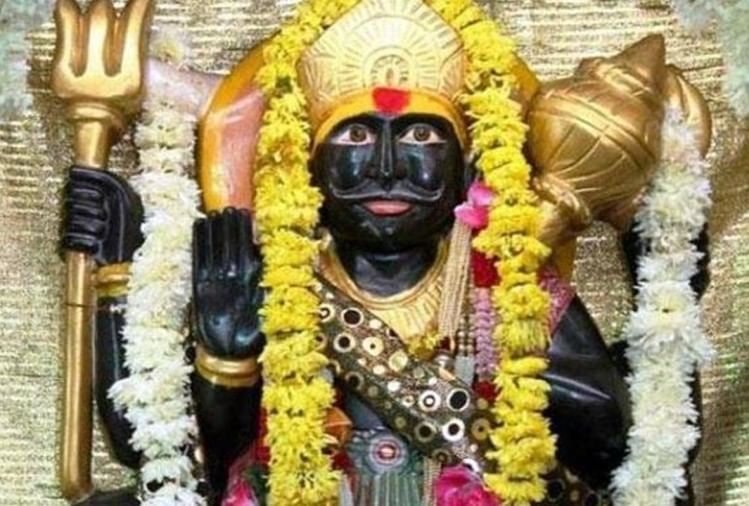 These Are 9 Vahan Of Lord Shani And Its Importance भगव न शन क य ह 9 व हन ज न ए क न स ह त ह श भ और क न द त ह कष ट Amar Ujala Hindi News Live