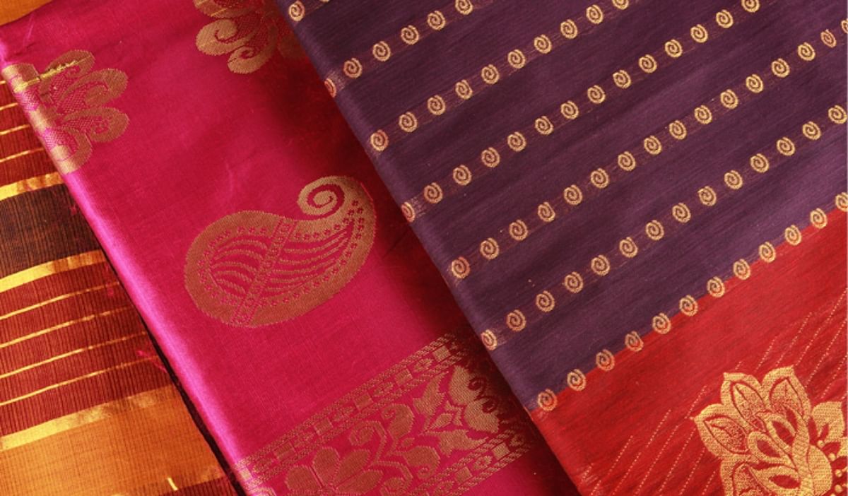 Simple Tricks To Store Silk Sarees For Lifelong - टिप्स: इन चार गलतियों से  बचेंगे तो आपकी सिल्क की साड़ी हमेशा दिखेगी नई - Amar Ujala Hindi News Live