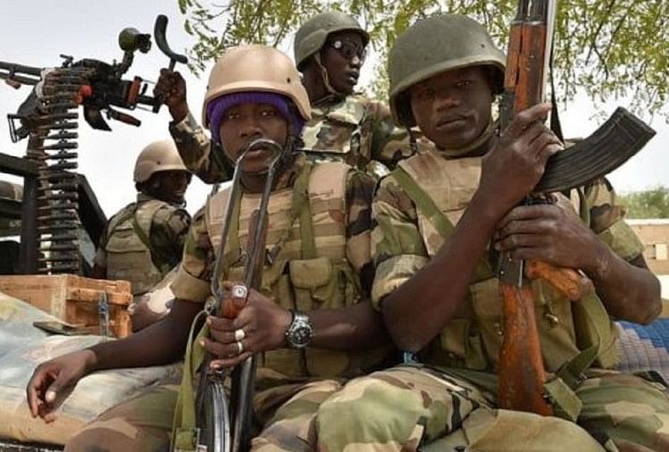 According To Report Nigerian Troops Raped Women After Rescued From Boko Haram ब क हर म क आत क य स बच न क ब द स न न मह ल ओ क स थ क य र प र प र ट Amar Ujala