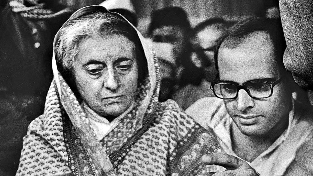 Know Why Indira Gandhi Were Forced To Apply For An Emergency - जानिए आपातकाल लागू करने के लिए क्यों मजबूर हुई थीं इंदिरा? - Amar Ujala Hindi News Live