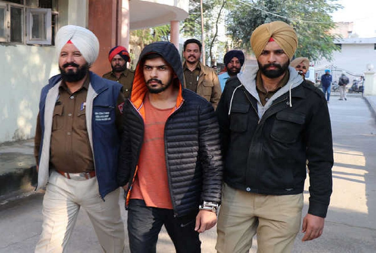 Sidhu Moosewala Murder Accused Gangster Lawrence Bishnoi Moves Delhi High  Court Apprehending Fake Encounter By Punjab Police - Sidhu Moosewala  Murder: एक जून को होगी मूसेवाला के हत्यारोपी लॉरेंस बिश्नोई की ...