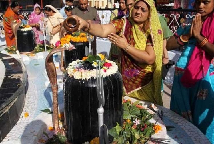 Maha Shivaratri 2019 Shubh Muhurat And Puja Vidhi à¤®à¤¹ à¤¶ à¤µà¤° à¤¤ à¤° 2019 à¤¦ à¤° à¤ à¤ à¤ à¤à¤¸à¤® à¤à¤¸ à¤¯à¤¹ à¤¦ à¤ à¤ à¤ª à¤ à¤ à¤¸à¤¹ à¤¶ à¤­ à¤® à¤¹ à¤° à¤¤ à¤à¤° à¤ª à¤à¤¨ à¤µ à¤§ Amar Ujala Hindi News Live Maha shivratri is the biggest hindu festival which falls on march 04, this year. maha shivaratri 2019 shubh muhurat and