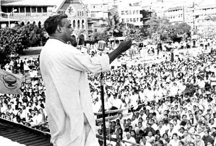 Atal Bihari Vajpayee had shaken everyone by his tremendous speeches