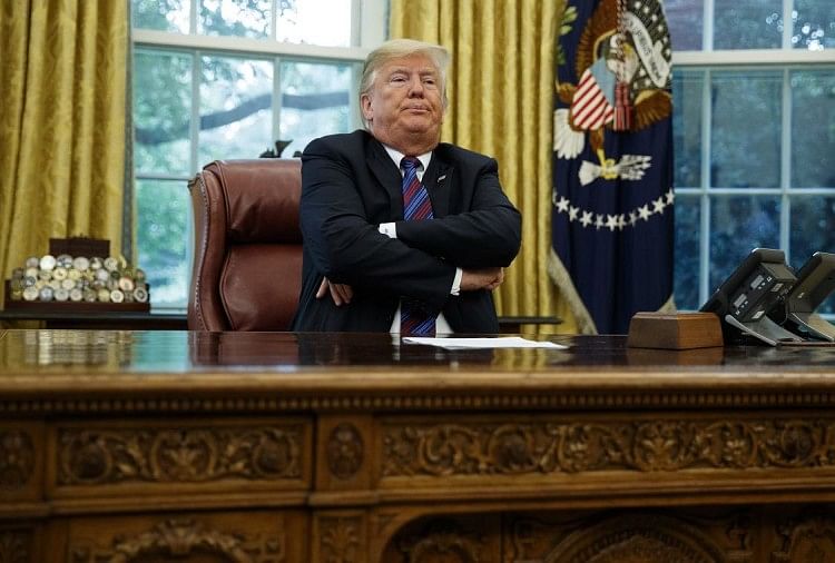 वरिष्ठ अमेरिकी अधिकारी ने लिखा, ट्रंप के काम 'देश के लिए हानिकारक' हैं Donald Trump