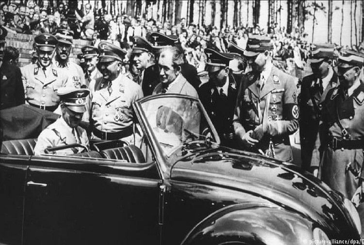 Hitler S Favourite Car Beetle Car Production Will End Next Year ह टलर क 70 स ल प र न क र ब टल क फ क सव गन न कह अलव द Amar Ujala Hindi News Live