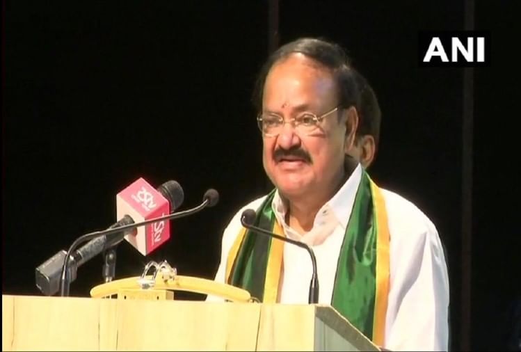 venkaiyah naidu in lucknow on 5 april.