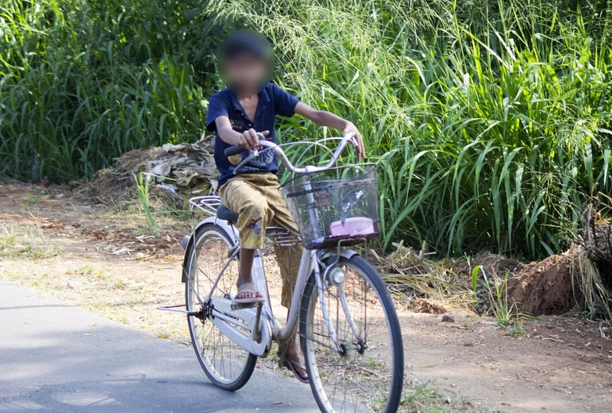Nine Year Old Children Ride Bicycle 200 Km For Meet Mother In Delhi - 200 किमी दूर मां से मिलने साइकिल से निकला बच्चा, 35 किमी के बाद कही दिल छू लेने