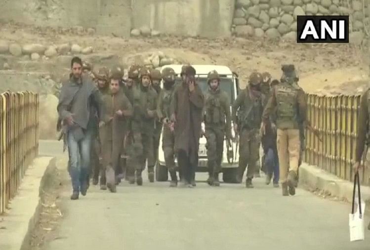 Encounter between terrorists and security forces at Budgam, Jammu and Kashmir