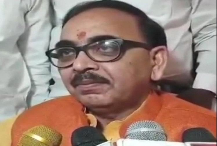 केंद्रीय मंत्री ने युवाओं को बताई सरकार की विकास योजनाएं डॉ. महेंद्रनाथ पांडेय