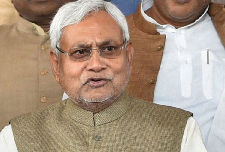 Bihar Cag Report Reveals Billions Of Rupees Scam In The Name Of Urban Development - सीएजी की रिपोर्ट में बिहार के महाघोटाला का खुलासा, शहरी विकास के नाम पर डकारे अरबों रुपये -