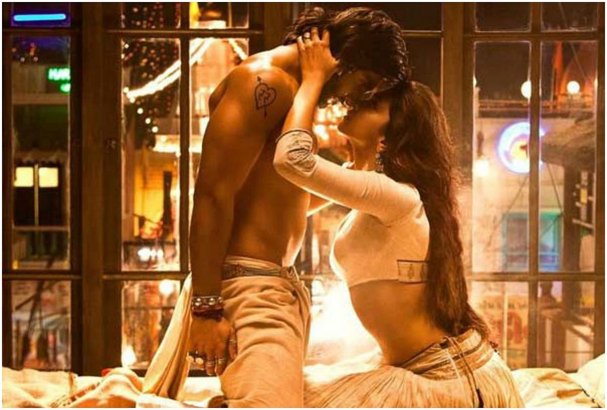 deepika padukone hot scene in ramleela