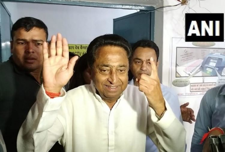 मतदान à¤à¥ बाद à¤à¤®à¤²à¤¨à¤¾à¤¥