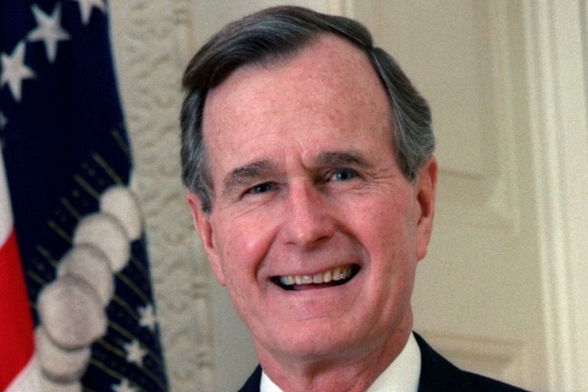 Former Us President George Herbert Walker Bush Dies At The Age Of 94 -  अमेरिका के पूर्व राष्ट्रपति जॉर्ज बुश सीनियर का 94 साल की उम्र में निधन -  Amar Ujala Hindi News Live