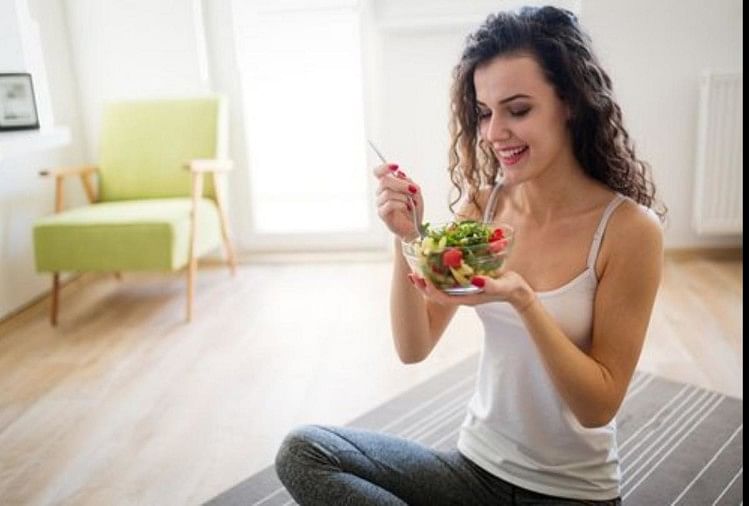eating food