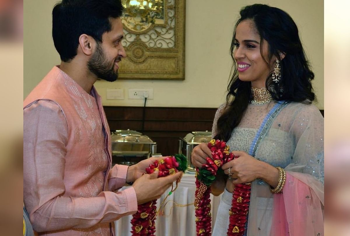 Saina Nehwal Paternal Village Do Not Get Invitation Of Marriage They Are Unbhappy स इन न हव ल क श द स म य स ह ए ग व व ल ज न क य ह वजह Amar Ujala Hindi News Live