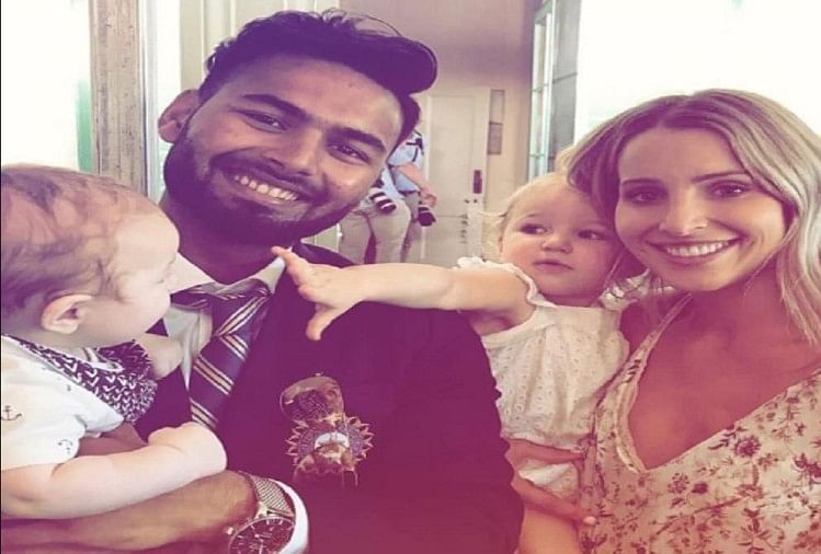 Rishabh Pant Become Babysitter Meets Tim Paine Wife Bonnie Paine And Kids Photo Viral à¤à¤·à¤­ à¤ª à¤¤ à¤¬à¤¨ à¤¬ à¤¸ à¤ à¤¬ à¤¬ à¤¸ à¤à¤° à¤ à¤ à¤° à¤à¤ª à¤¤ à¤¨ à¤ª à¤¨ à¤ à¤ªà¤¤ à¤¨ à¤¨ à¤« à¤ à¤ à¤¯ à¤¶ à¤¯à¤° Amar Ujala