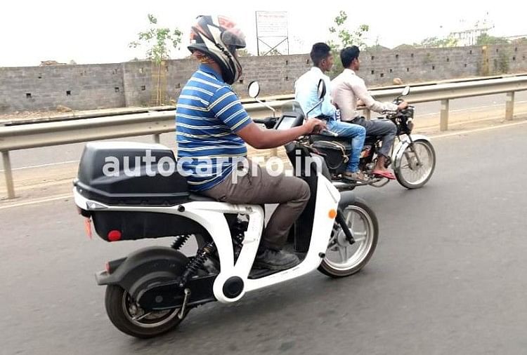 mahindra battery scooty price