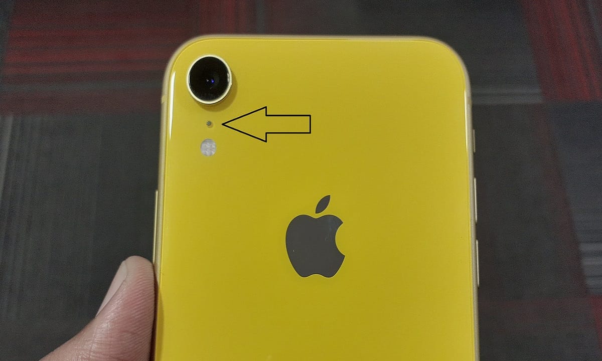 iPhone XR review: рдмреЗрд╣рддрд░реАрди рдбрд┐рд╕реНрдкреНрд▓реЗ рдХреЗ рд╕рд╛рде рд╢рд╛рдирджрд╛рд░ рдХреИрдорд░реЗ рдХрд╛ рдХреЙрдореНрдмрд┐рдиреЗрд╢рди