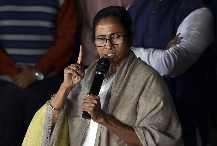 ममता ने किया जंग का एलान, विपक्ष का मिला साथ, आज कोलकाता पहुंच सकते हैं ये बड़े नेता Mamata declares war, today these big leaders of opposition can reach Kolkata