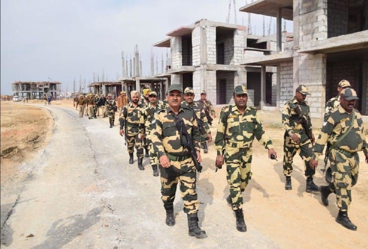 अक्षय पात्र परिसर में कमांडो