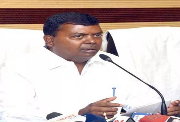 Jharkhand: रामगढ़ में सरदार पटेल की प्रतिमा लगाने को लेकर आजसू ने रोका फ्लाईओवर निर्माण का कार्य, धारा 144 लागू