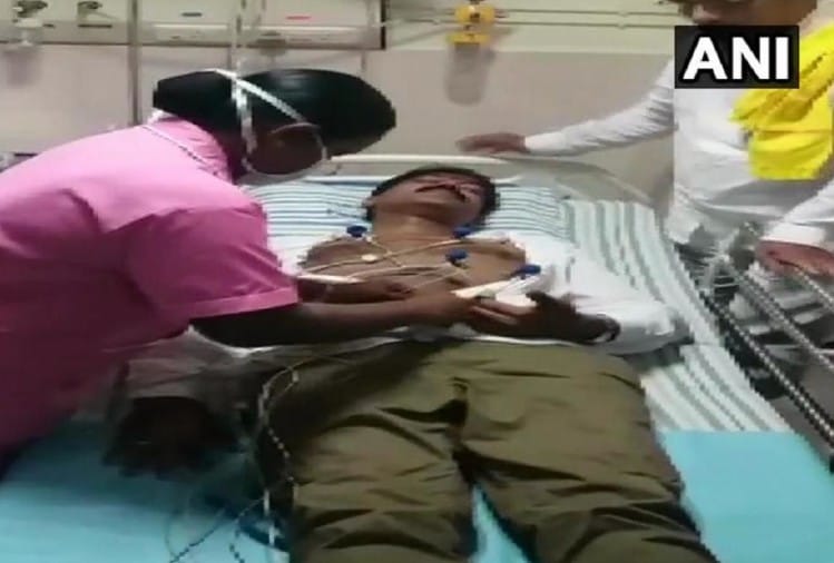 आंध्र प्रदेश: टीडीपी विधायक चुनाव प्रचार के दौरान हुए बेहोश, अब हालत स्थिर Bode Prasad, TDP