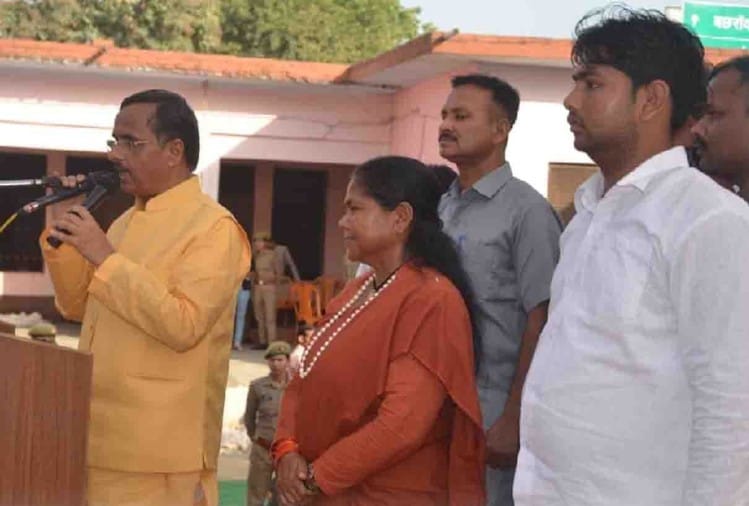 डिप्टी सीएम डॉ. दिनेश शर्मा