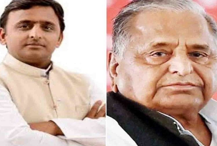 Samajwadi Party overturned like this Akhilesh Yadav and Mulayam Singh Yadav (file photo)