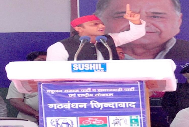अखिलेश ने पीएम मोदी पर बोला हमला, कहा- खुद ही सत्ता के नशे में चूर हो गए हैं 'सराब' बताने वाले पूर्व मुख्यमंत्री अखिलेश यादव
