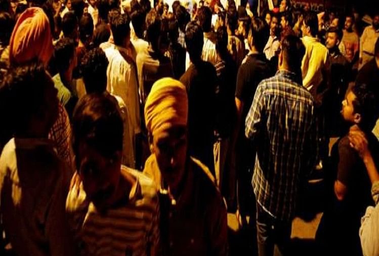 भीड़ के डर से आवाज को दबाया नहीं जा सकता : सुप्रीम कोर्ट सांकेतिक तस्वीर