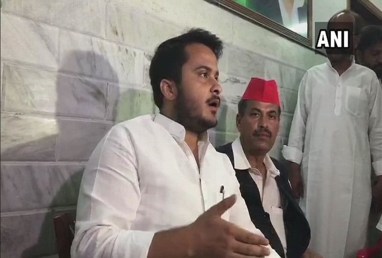 रामपुरः कांग्रेस नेता को धमकाने में विधायक अब्दुल्ला सहित तीन पर रिपोर्ट, एक गिरफ्तार अब्दुल्ला आजम खां