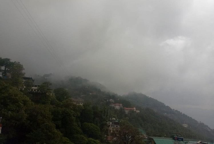 uttarakhand weather update snowfall in mussoorie