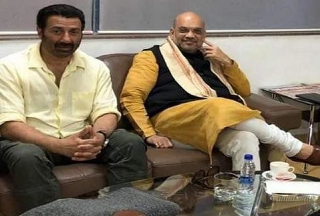 लोकसभा चुनाव 2019: पंजाब के गुरदासपुर से भाजपा के टिकट पर चुनाव लड़ सकते हैं सनी देओल सनी देओल-अमित शाह