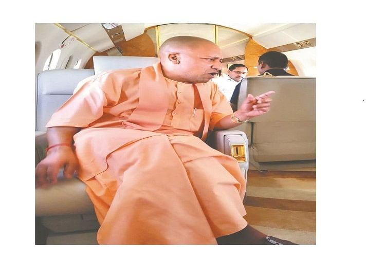 योगी आदित्यनाथ