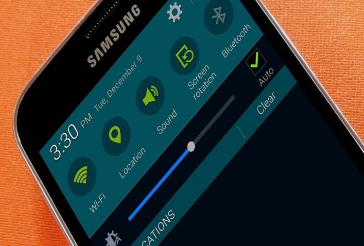phone auto brightness